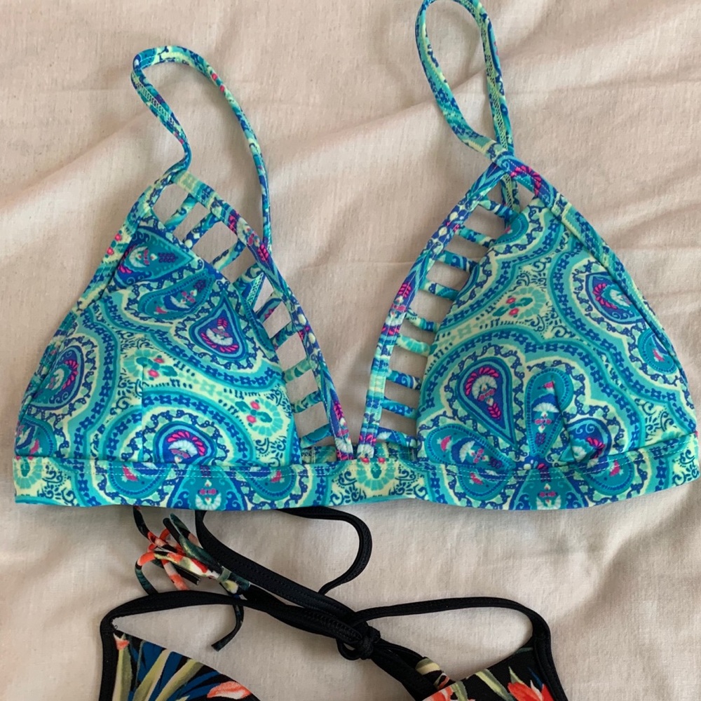 bikini top